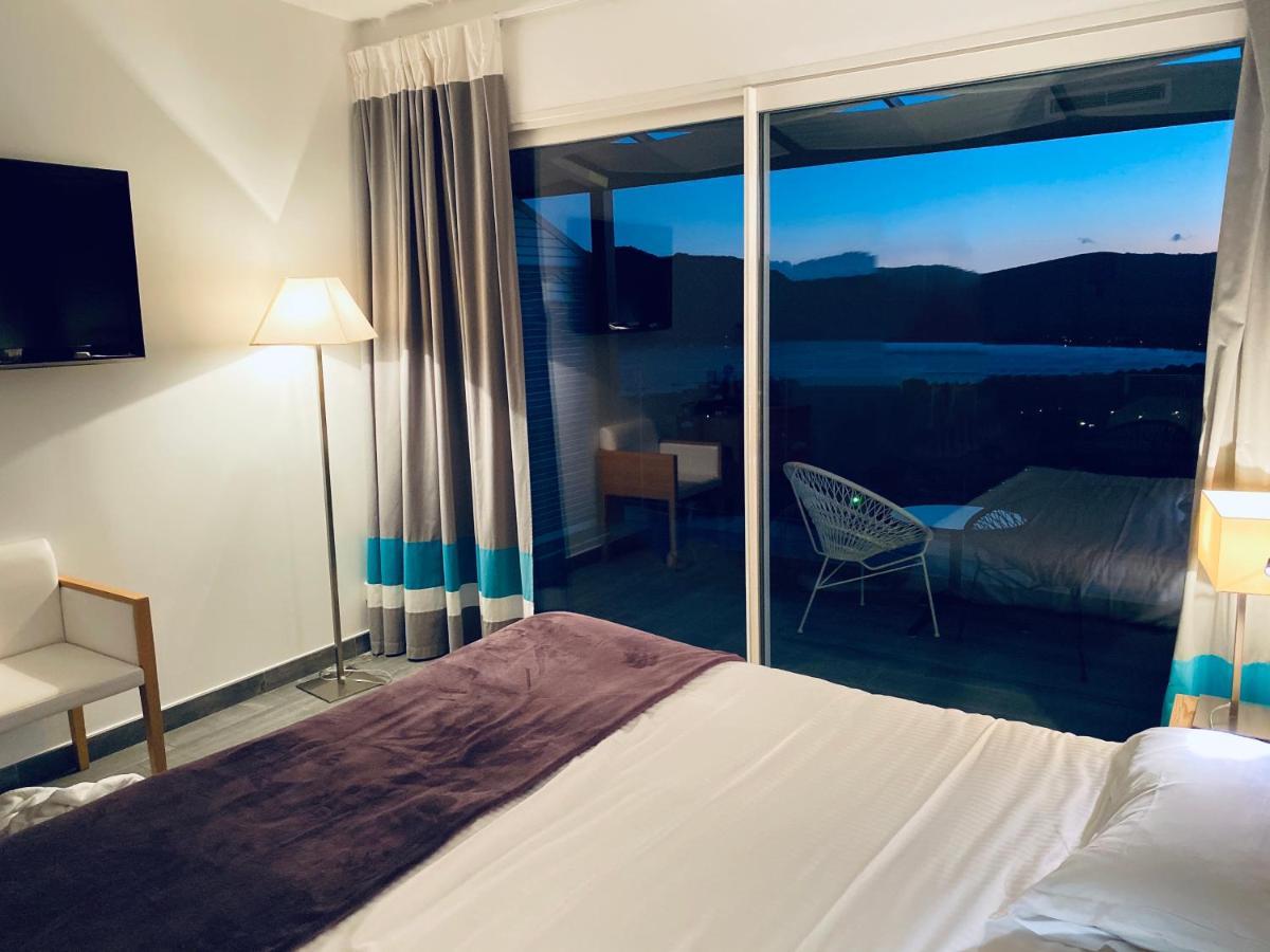 Hotel Carre Noir ปอร์โต-เวคคีโอ ภายนอก รูปภาพ